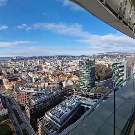 Blue Elegance Sky Park With Parking *