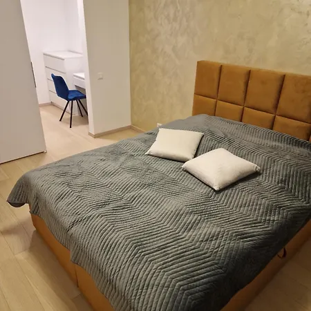 Blue Elegance Sky Park With Parking 公寓 布拉迪斯拉发